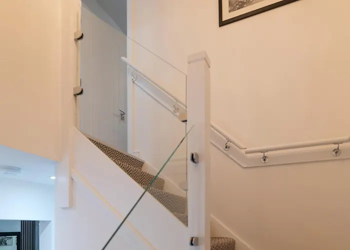 Downtown Cozy House In בית נופש *