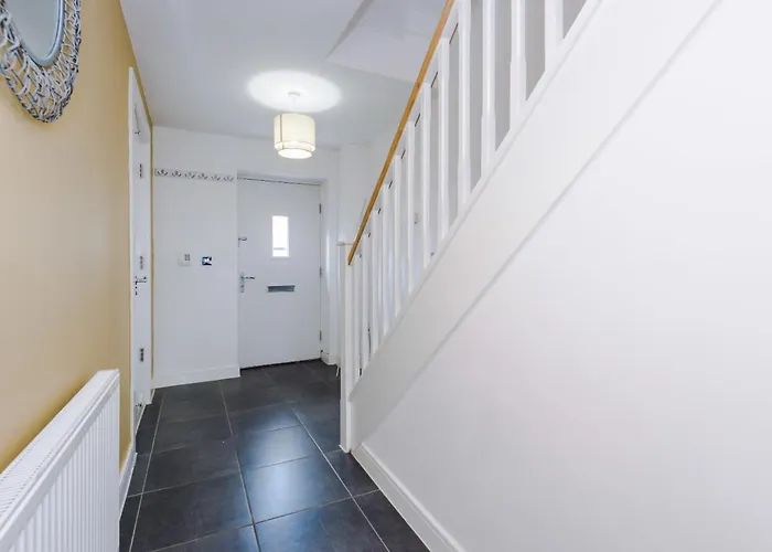 R&r - Modern Townhouse Near Etihad & Centre *