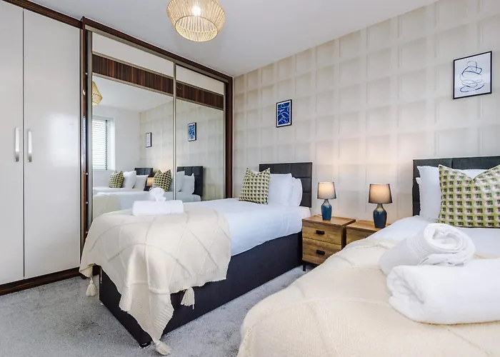 R&r - Modern Townhouse Near Etihad & Centre Vakantiehuis