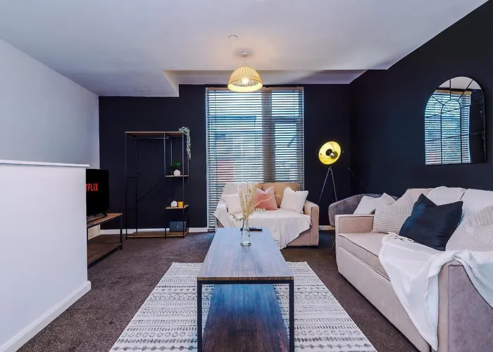 Tatil Evi Rest&recharge At A Spacious Townhouse By The Etihad Manchester