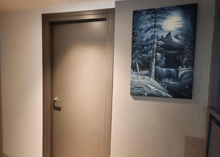 아파트 Luxury 2 Bed On River, Wifi, Parking, Garden