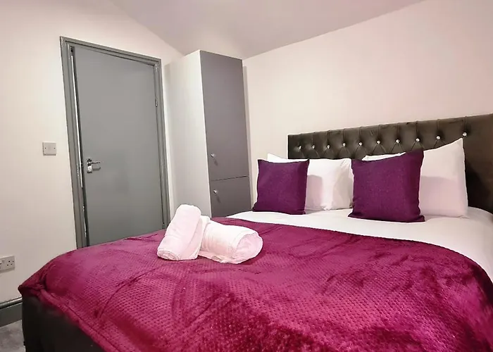 Large Victorian House 15 Minutes From Centre Feriehus *