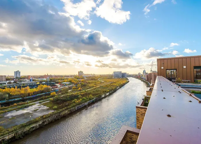 Waterhouse Suite: Modern 2-bed In Centre * Manchester