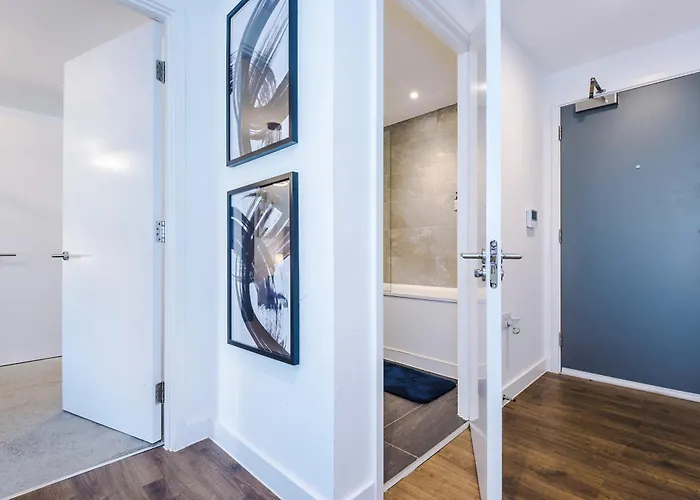 Waterhouse Suite: Modern 2-bed In Centre *