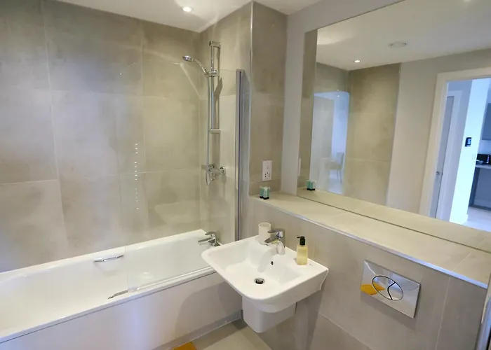 Regent Road - 9th Floor, Pets Allowed, 24hr Shop - Pass The Keys * Manchester