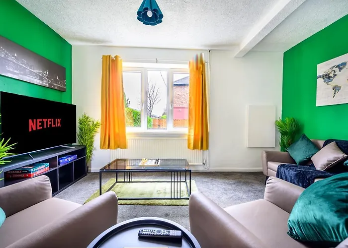 Hébergement de vacances Trafford Eden - 3 Bed Near Old Trafford And Trafford Centre With Free Parking *