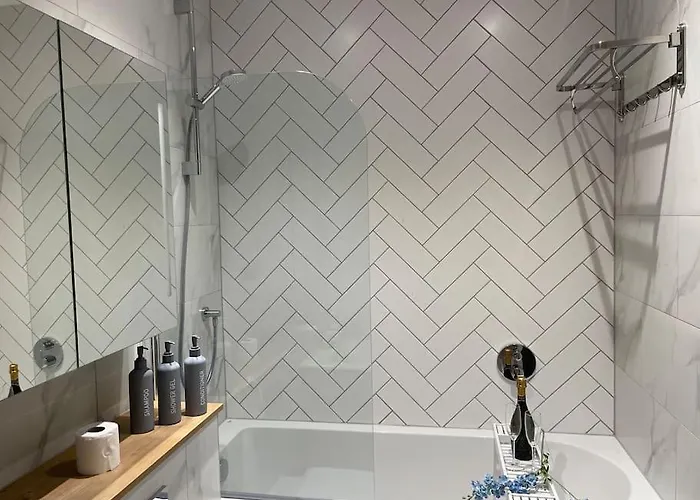 Pretty Pink Posh Penthouse