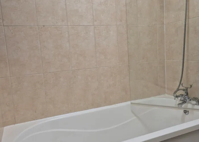 The Reddish Retreat *