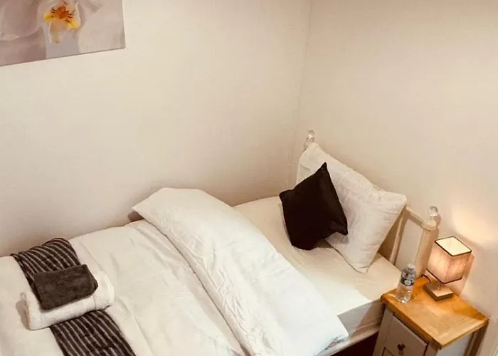 招待所 Ever United