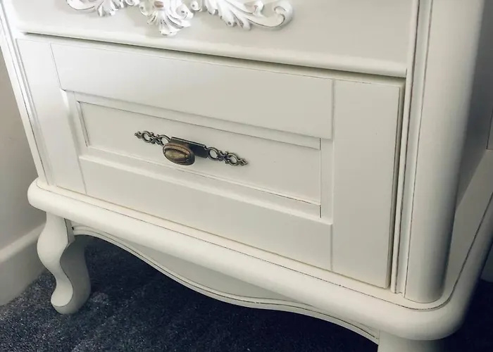 Private Bedroom In Unique Luxury House, Salford, Accommodatie bij particulieren *