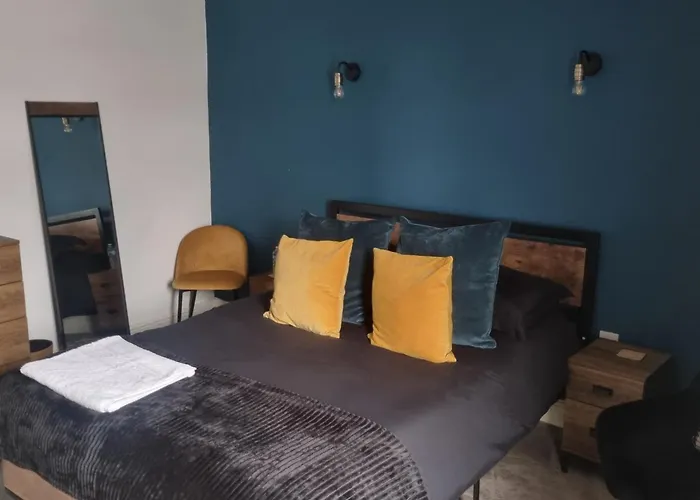 Seychelles Resident * Manchester