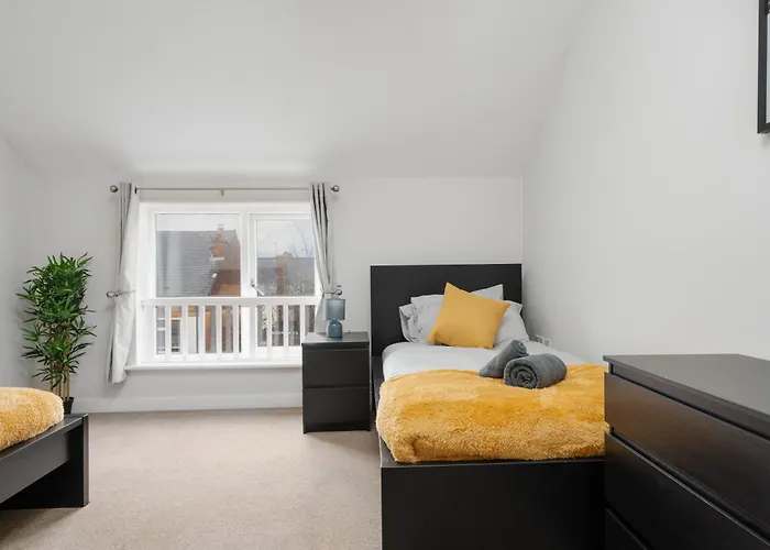 Daire Four Bedroom By Brookland Serviced Short Lets With Free Wifi