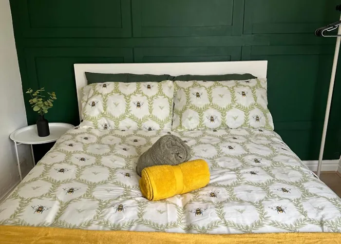 Beautiful Awaits Your Short Term * מנצ'סטר