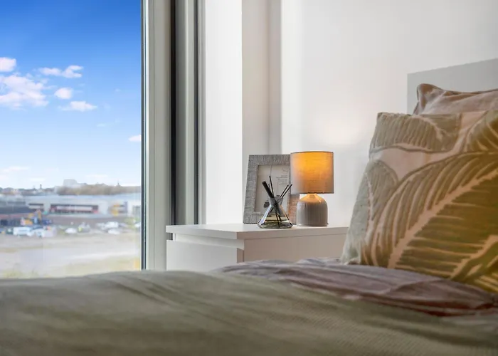 Luxury 2br In Media Apartment Manchester