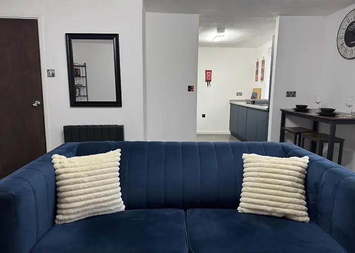 Cosy 2 Double Bedroom In Ancoats 7 Minutes From Coop Live, Etihad Stadium & Centre- Free Parking Available * Mánchester