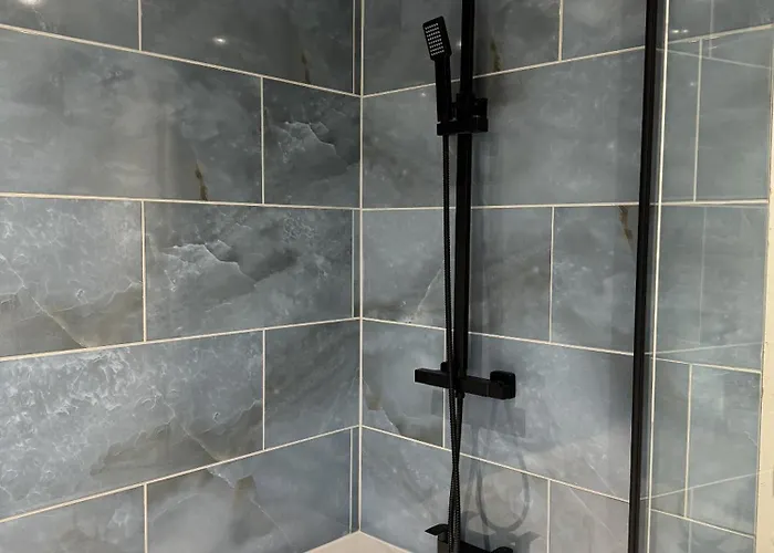 Cosy 2 Double Bedroom In Ancoats 7 Minutes From Coop Live, Etihad Stadium & Centre- Free Parking Available Manchester