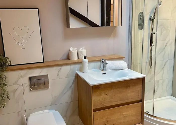 Emerald Escape 3 Bed 3 Bath