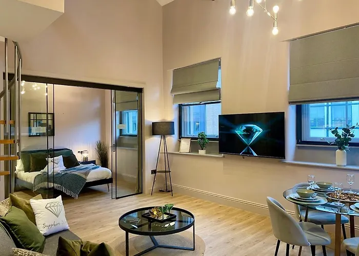 Emerald Escape 3 Bed 3 Bath Daire *