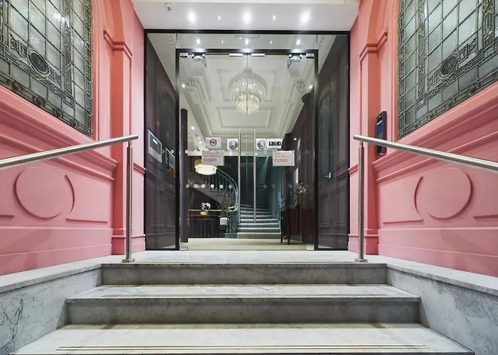 Emerald Escape 3 Bed 3 Bath Apartment Manchester