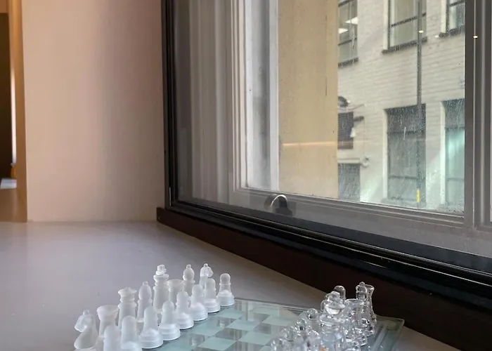 Emerald Escape 3 Bed 3 Bath * Manchester