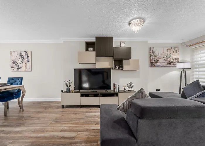 Stylish 3-bed Close To Mcr Centre For 8 Guests