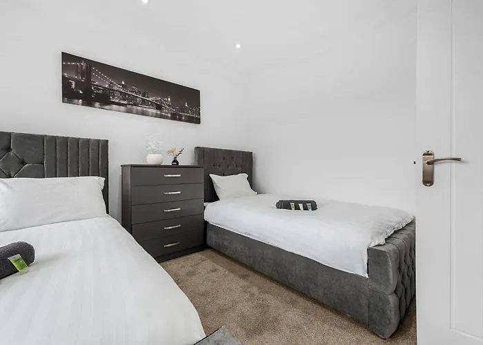 Stylish 3-bed Close To Mcr Centre For 8 Guests *