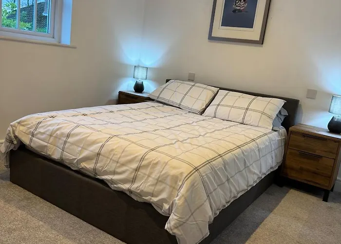 Jessup Worsley Village بيت للعطل مانشستر