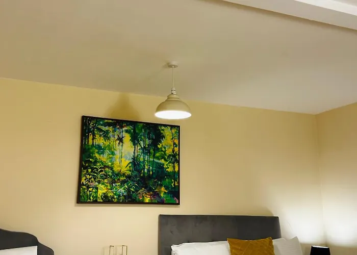 The Swanky Apartment manchester Apartman *