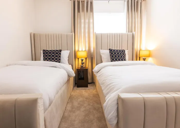 Luxury 3 Bed House Old Trafford * Manchester