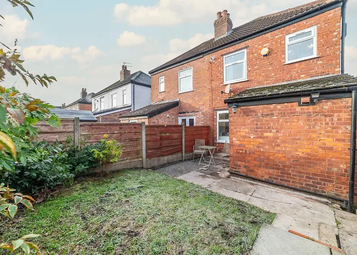 Beautiful Three Bedroom House - Escape Feriehus Manchester