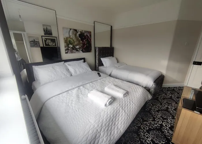 Clayton Homestay szállás *