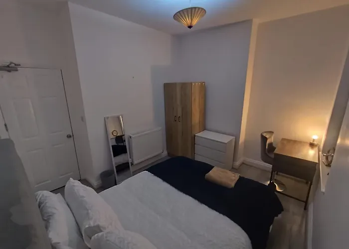 Goulden Retreat Quarto em Acomodações Particulares Manchester