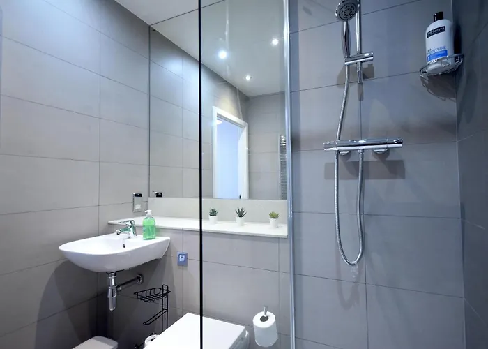 Life Top-floor 2-bed 1-bath In Ancoats Manchester