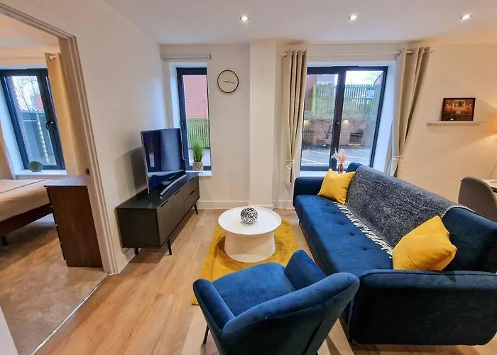 Free Parking. Old Trafford *