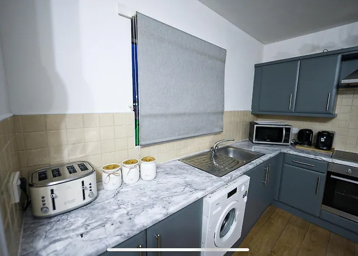 Modern Luxury 2 Bed Apartment, Sleeps 5 * 曼彻斯特