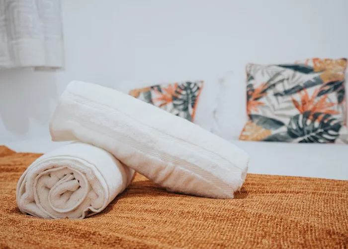 Coop Arena & Etihad - Free Parking - Pool Table Manchester