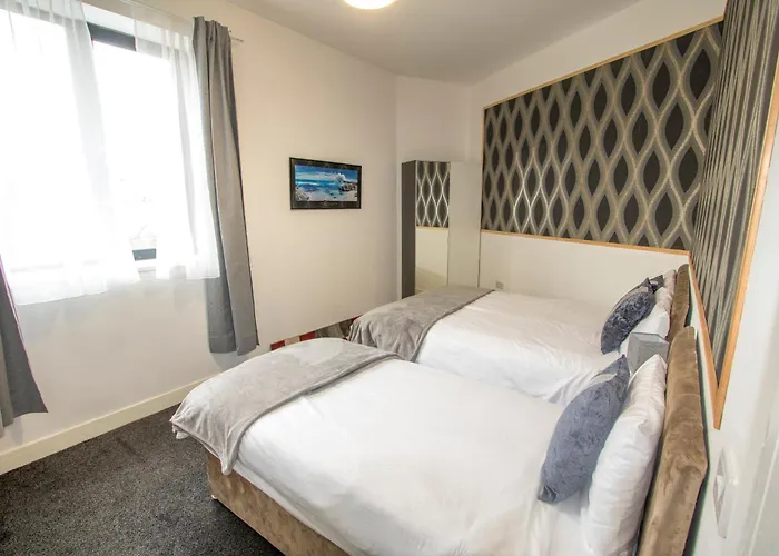 Ideal For Groups - Modern 2 Bedroom - Free Parking, Transit Links, Close To Stadiums 曼彻斯特