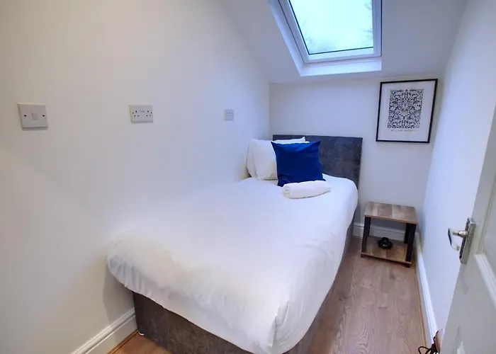 Sleeps 18 Lovely Mcr By Superhost *
