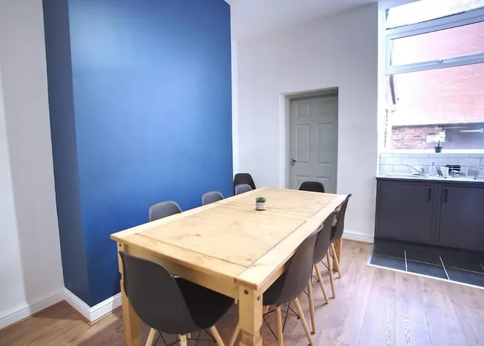 Sleeps 18 Lovely Mcr By Superhost *