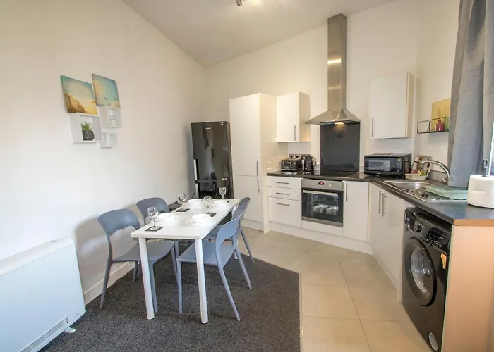 Daire Stylish 2 Bedroom-free Parking