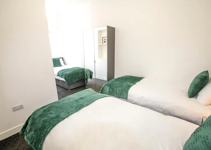 Stylish 2 Bedroom-free Parking Daire