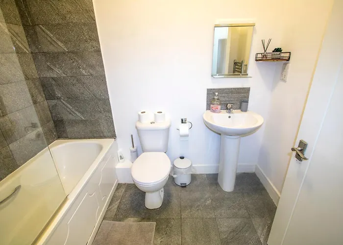 Apartamento Sleek 2 Bedroom - Stadium Links