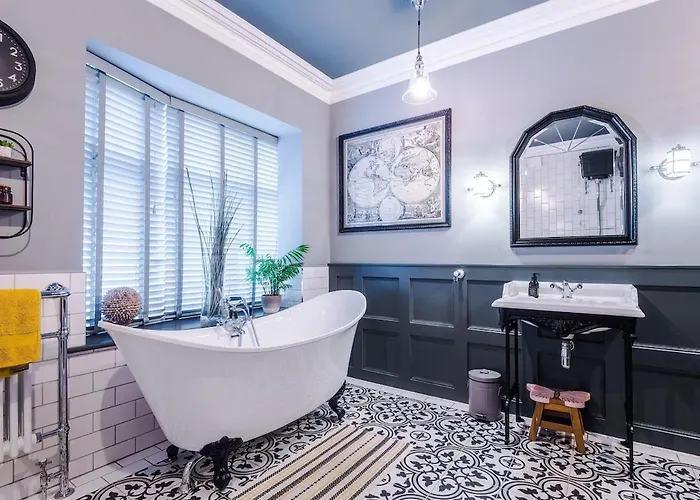 Unique In Northenden Urban Oasis Sleeps 8 Manchester