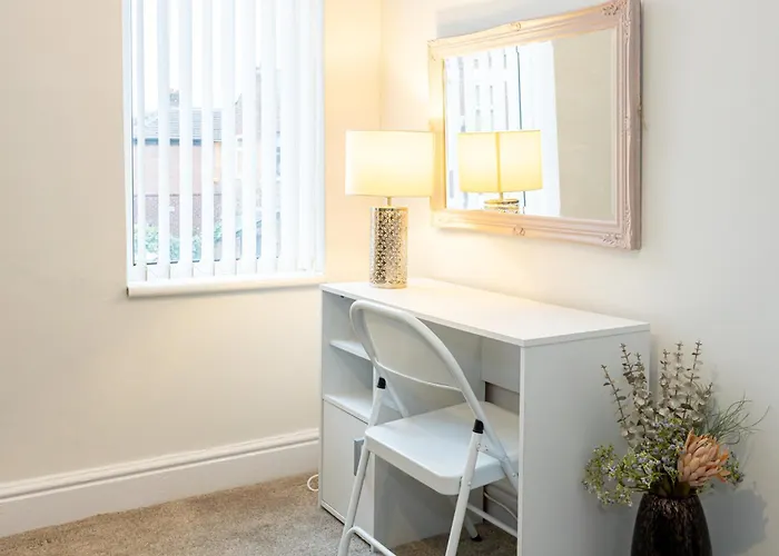 Urban Haven Hall Luxury Rusholme, Near Centre Hospitals * Manchester