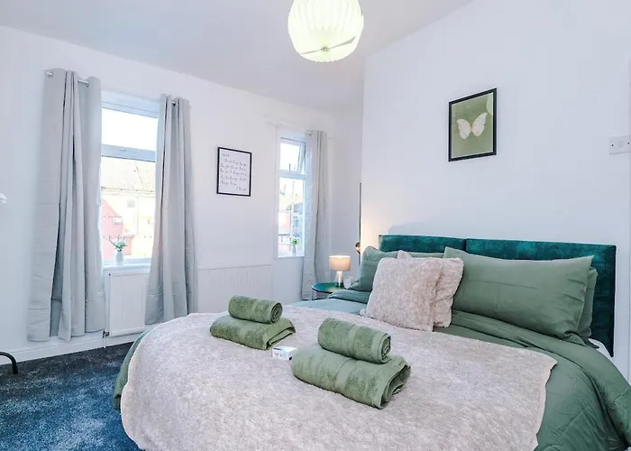 Lejlighed Free Park, Sleeps 8, Stunning In Salford, Long Term Disc, Perfect For Groups *