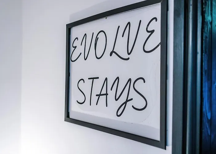 Free Park, Sleeps 8, Stunning In Salford, Long Term Disc, Perfect For Groups Lejlighed Manchester