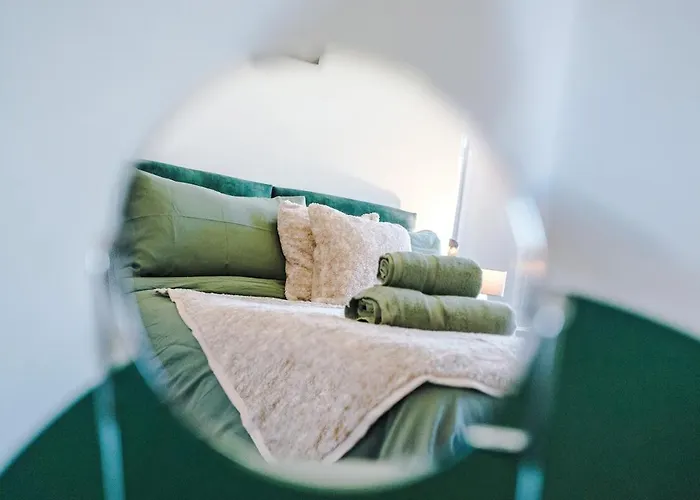 Free Park, Sleeps 8, Stunning In Salford, Long Term Disc, Perfect For Groups * Manchester