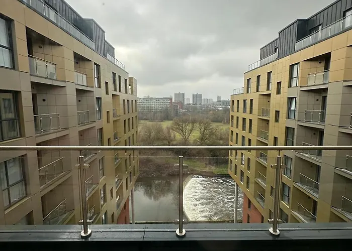 Adelphi Wharf By Beehosting Apartment *