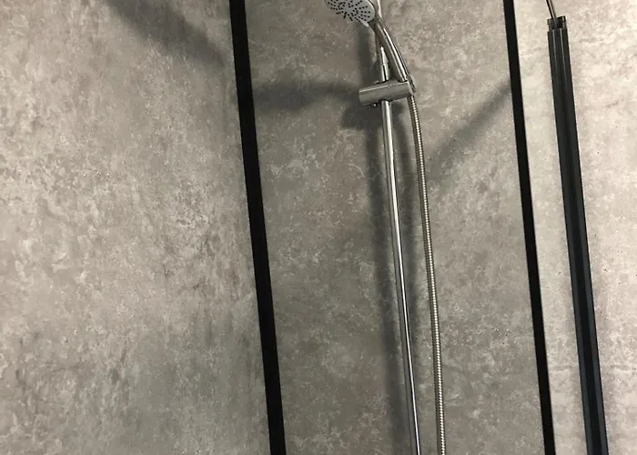 Dom wakacyjny Traditonal House - Etihad -games Room-free Parking *