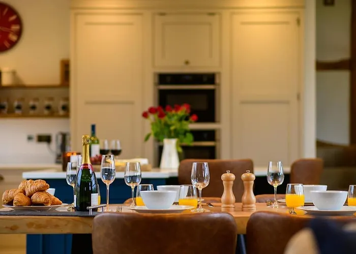 East Barn- Luxury Countryside Manchester